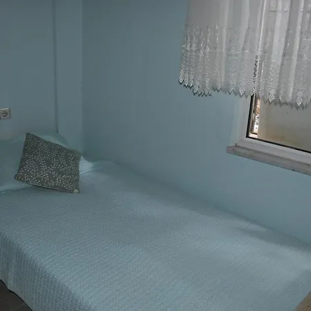 Paradeisos Apart Appartement *